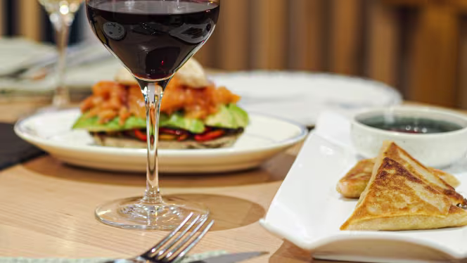 L'Enivrée, Bar à vin - Caviste - 1