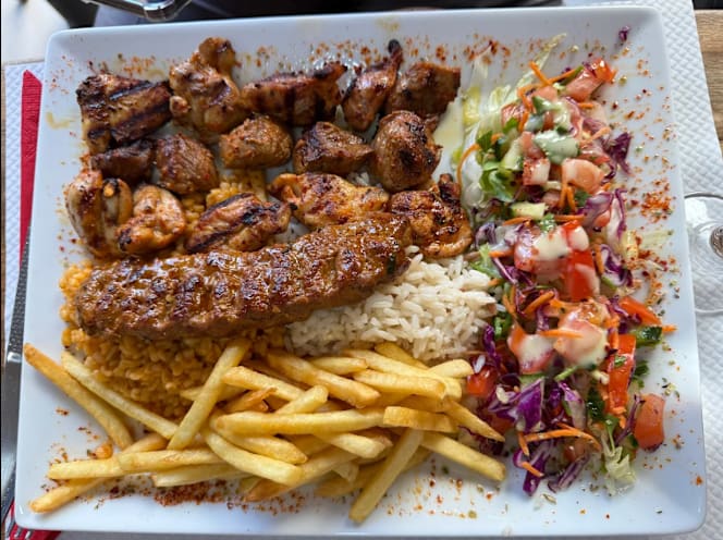 Adana Restaurant Méditerranéen - 1