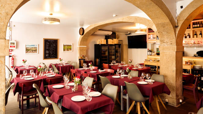 Grapes and Bites - 2