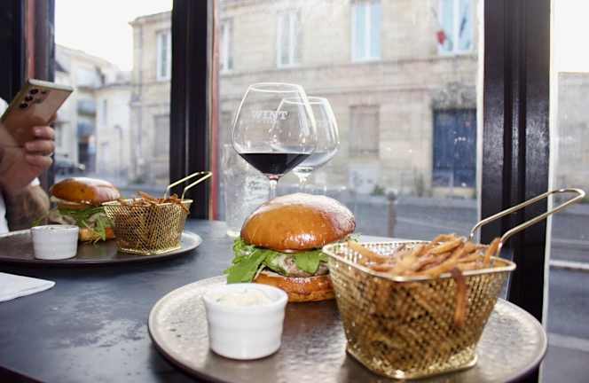 Une Faim D'Lou - 0