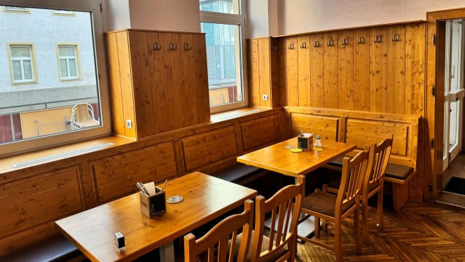 Gasthaus Zur Ananas - 9