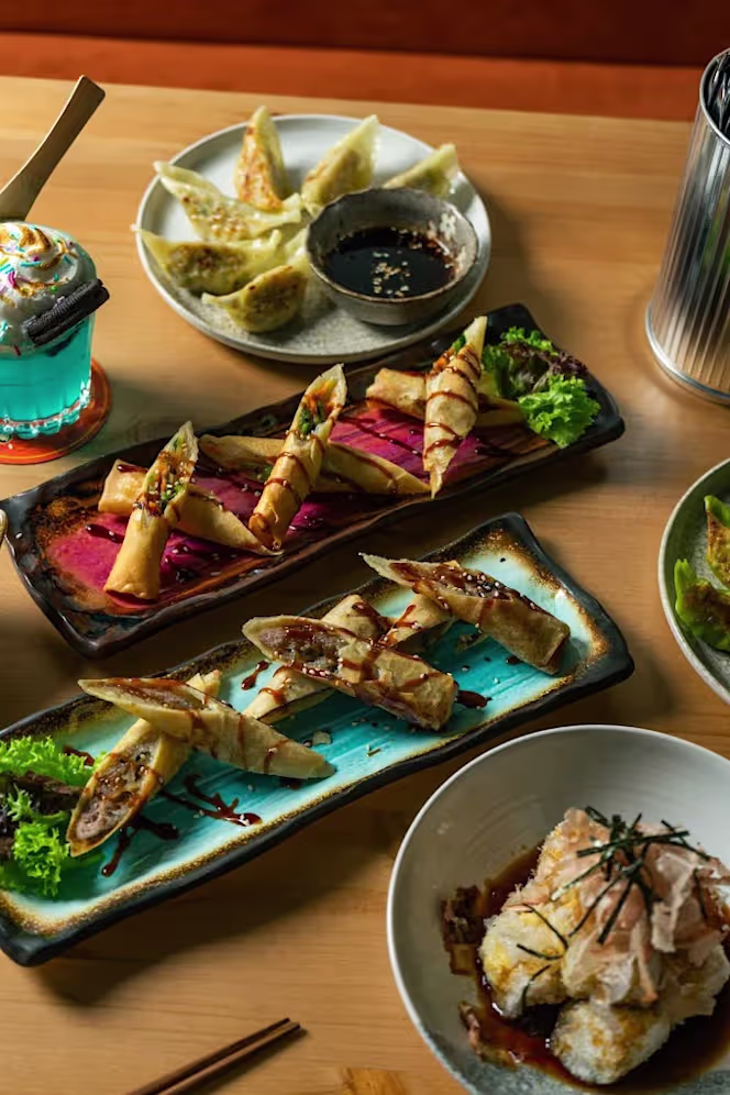 Kome Kitchen & Bar - 8