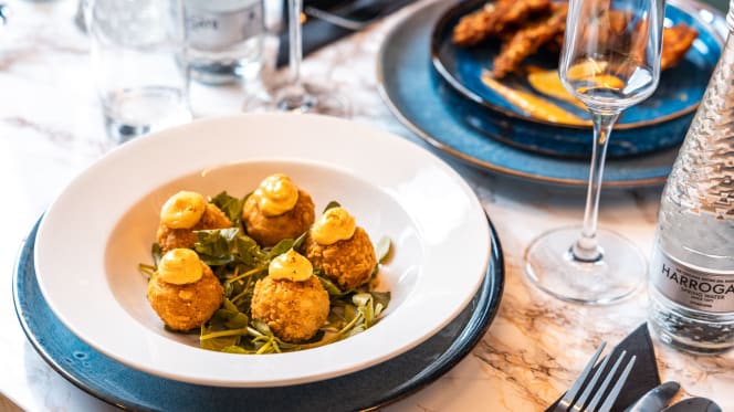 Vedique Resto Bar - 4