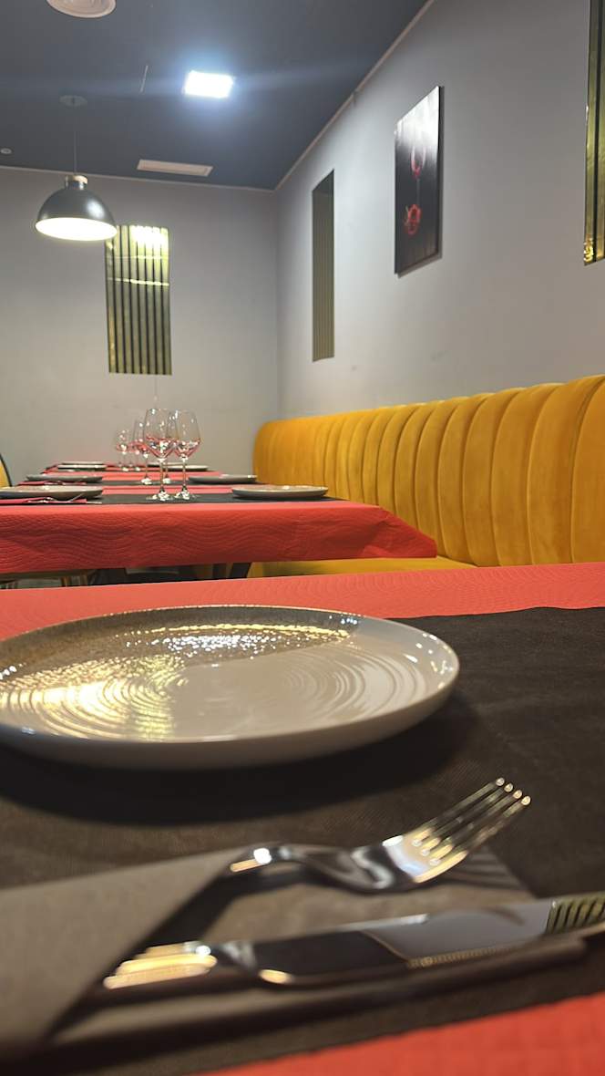 Saran Indian Cusine - 2