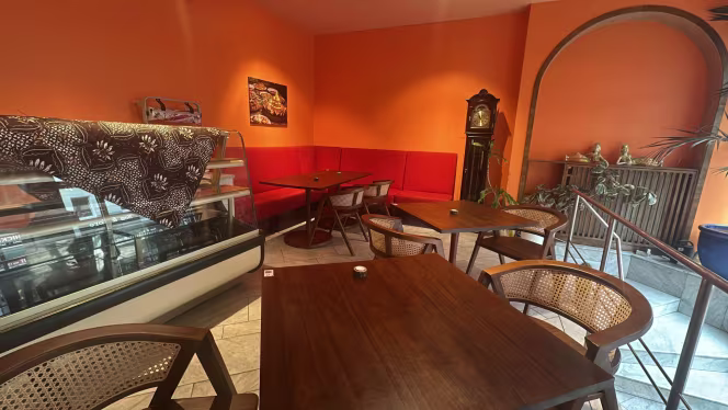 Restaurant Makan Enak - 3