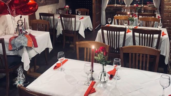 R&M Italiano Restaurant - 7