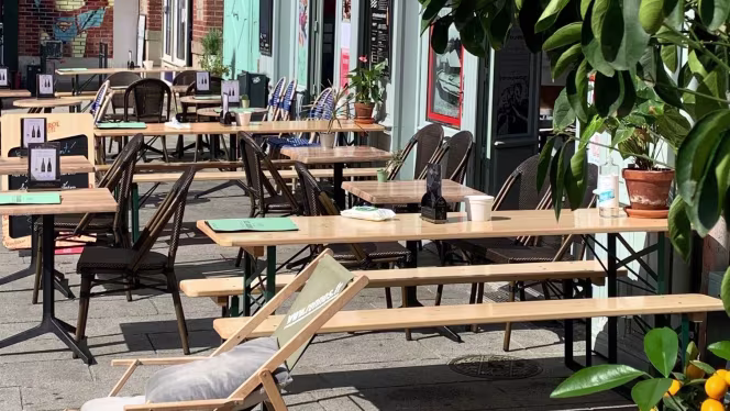 Le café des JACOBINS - Cuisine de Bistrot - Esprit Canailles - rue Saint Malo - 0