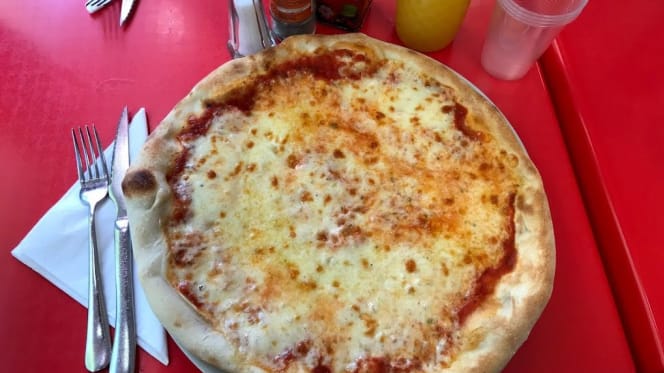 Trattoria Napoletana Da Enzo - Restaurant - Paris