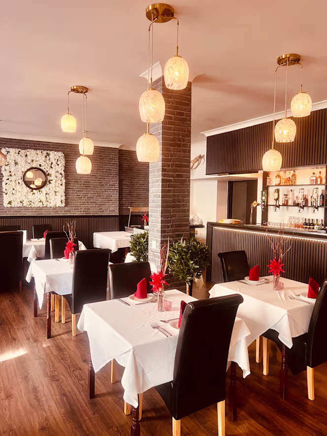 Saffrons Indian Restaurant - 3