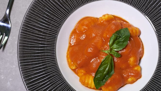 Moretto Cafè & Cocktail Bar - 7