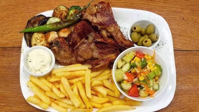 Sindbads-restaurant - 2