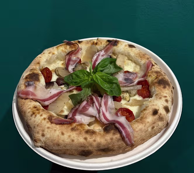 Lievit Pizza & Drink - 0