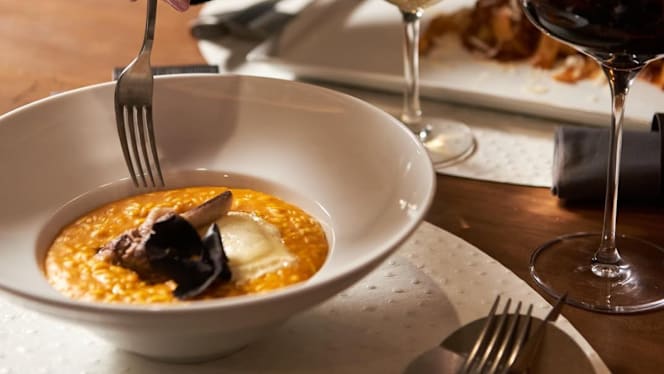 Lomo Restaurant, Exclusive Beef & Gourmet Pizza - 7