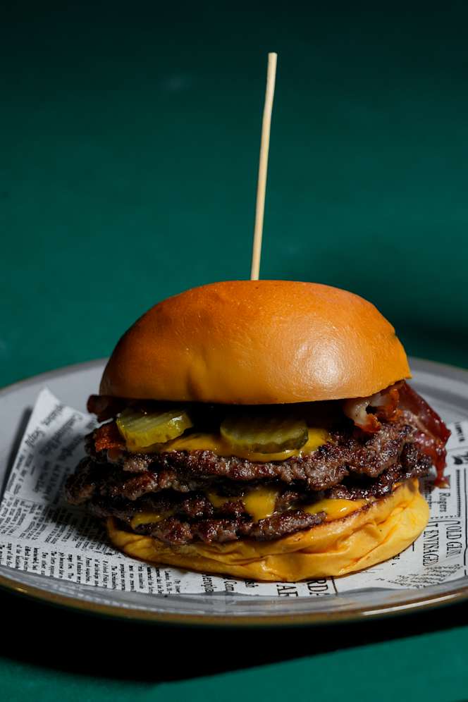 St Andrew Vintage Beer House - 5