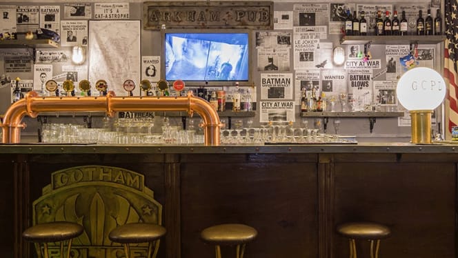 Arkham Pub - 7