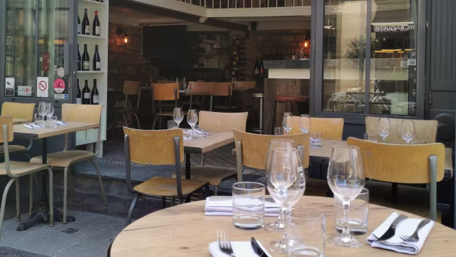 Les Dessous de la Robe - 4