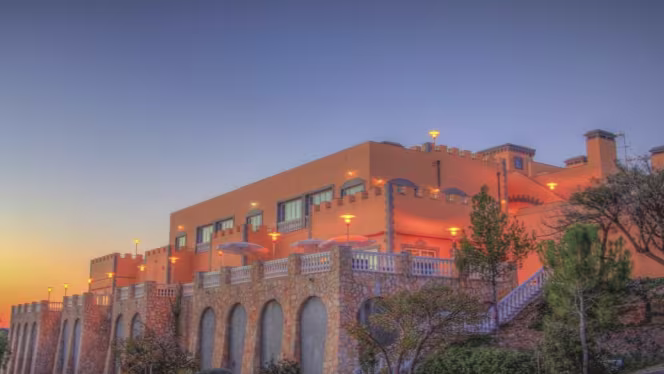 Hole in One Restaurant and Lounge Bar - 0