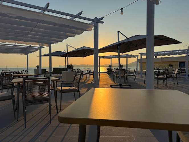 Sky Lounge Soleado - 3
