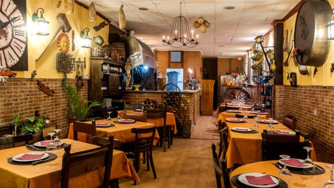 Parrilla Argentina La Salamandra - 0