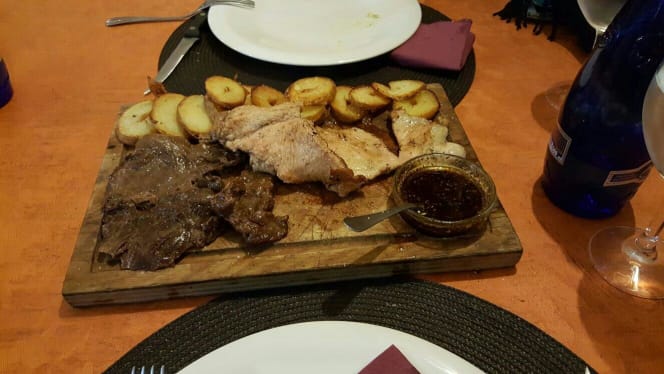 Parrilla Argentina La Salamandra - 3