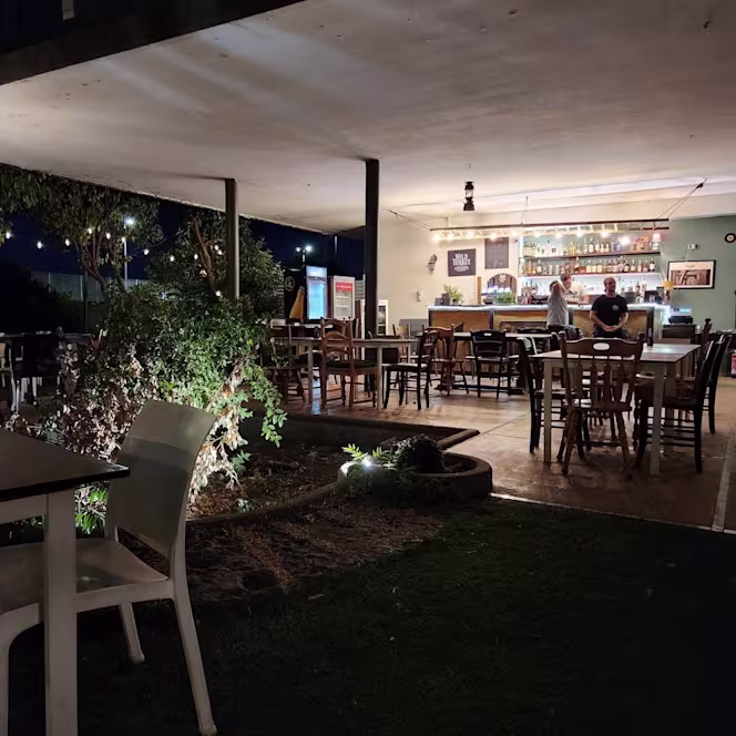 Club 29 - Lounge Bar & Restaurant - 4