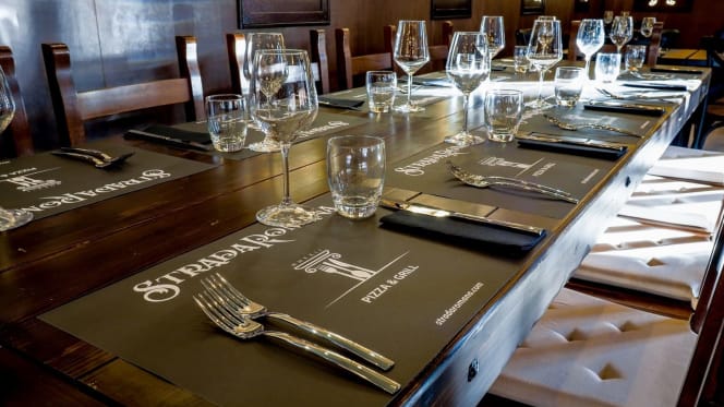 Strada Romana Pizza and Grill - 4