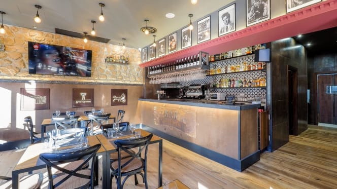 Strada Romana Pizza and Grill - 3