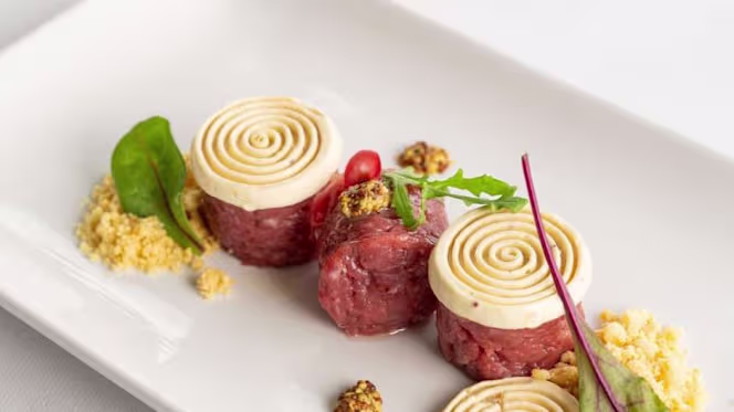 Dolcevita Beach Restaurant & Bar - 1