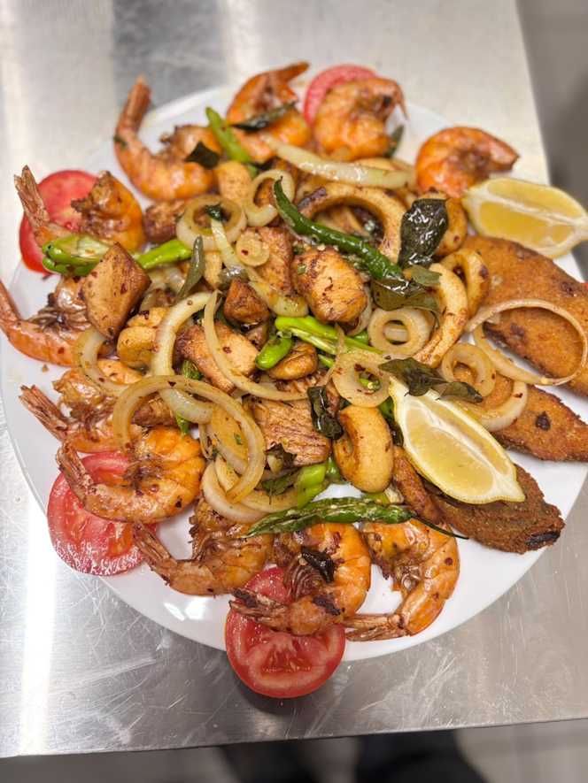 Red House Bar & Ristorante - 2