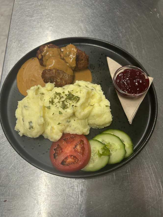 Lisbeth's Nordic Cuisine & Lounge Bar - 6