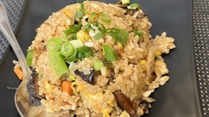 Ninja Shuriken Ramen and Bar - 4