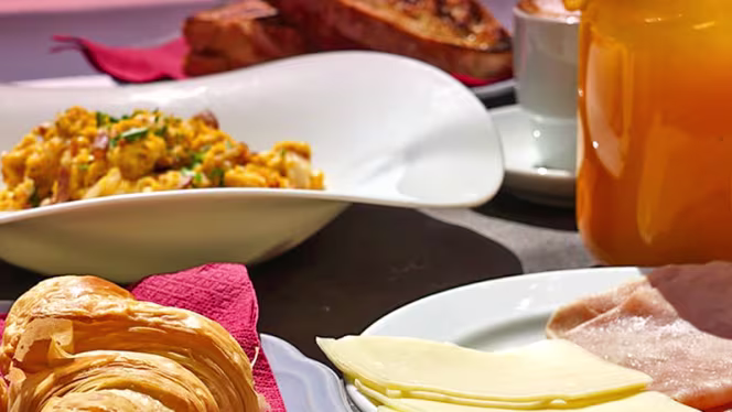 Tapas n' Friends Coliseu by Fullest - 1