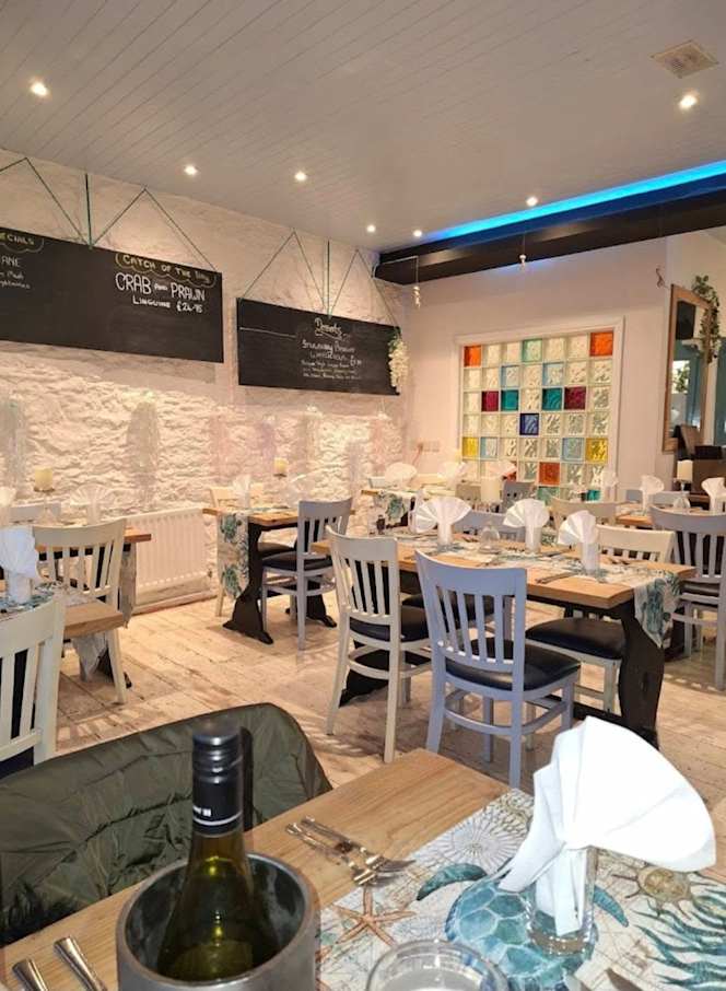 Crusoe's Restaurant - 2