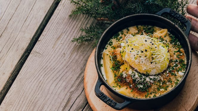 Summit Restaurant - 7