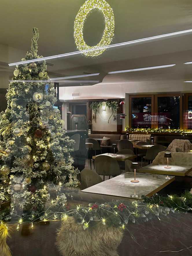 Sissi Bistro Bar - 7