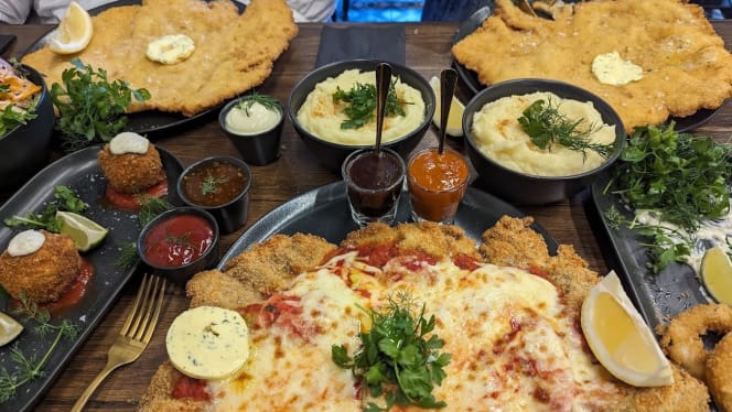 Schnitzel Heaven - 4