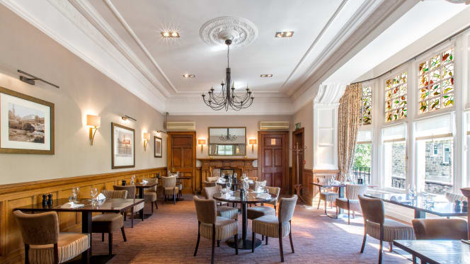 Sherbrooke Castle Hotel Restaurant - Glasgow - 4