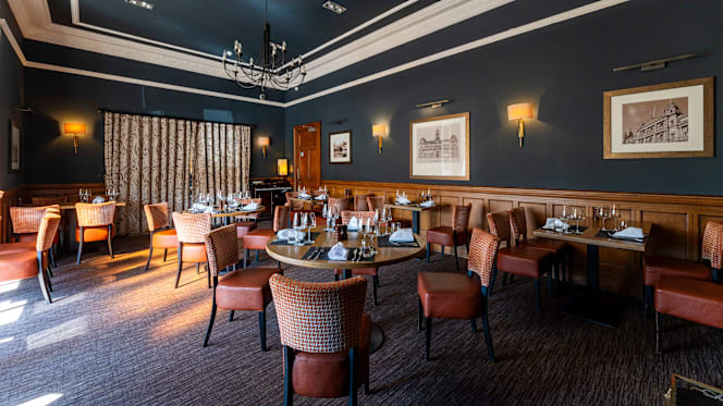 Sherbrooke Castle Hotel Restaurant - Glasgow - 7