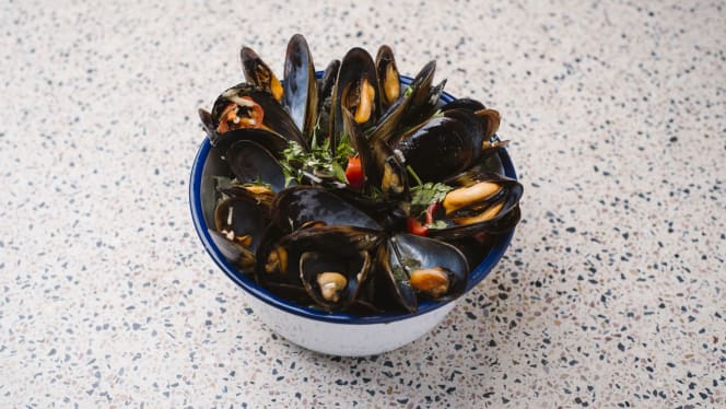 Moules & Gin Cascais - 2