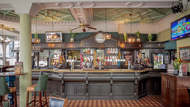 The Carlton Llandudno - 4