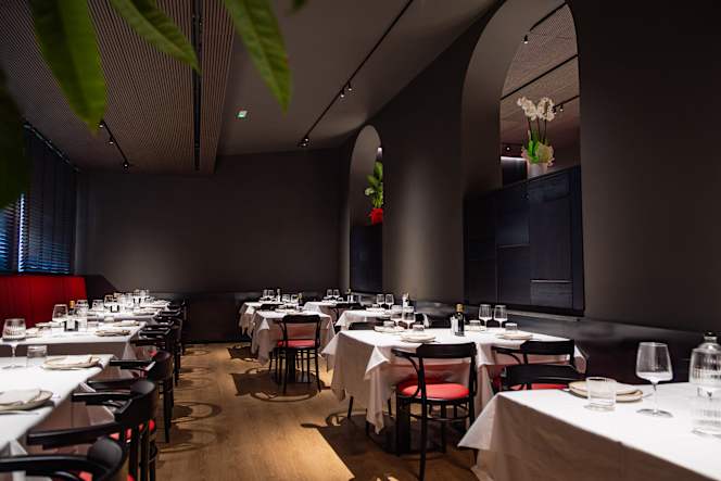 Zon Steakhouse - 4