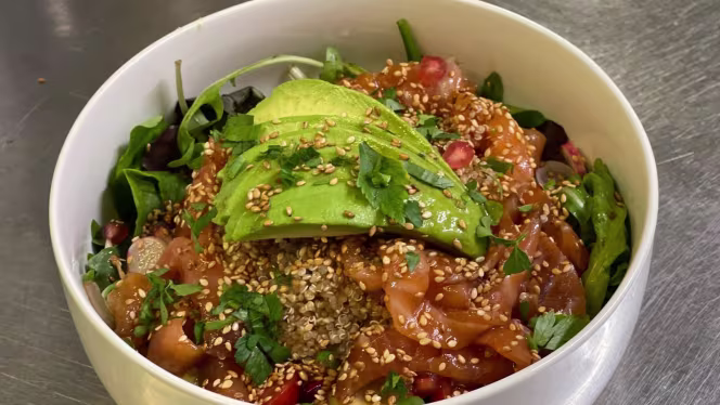 Au Métro des Lilas - 4