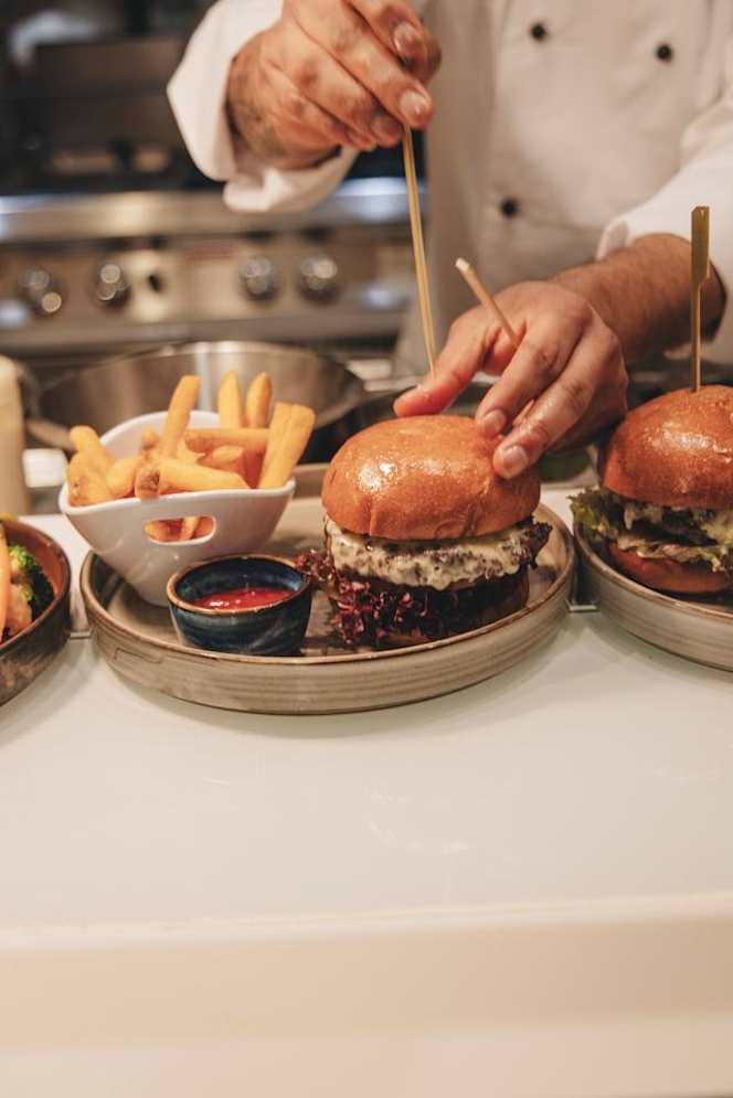 Arado Restaurant - Meliá White House - 1