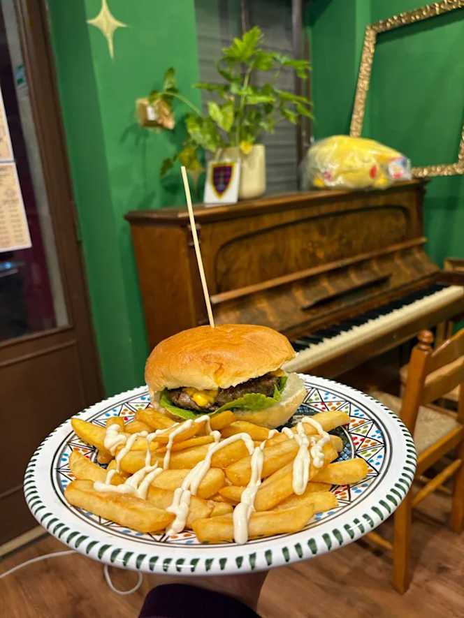 Viktorious Fantasy Pub - 8