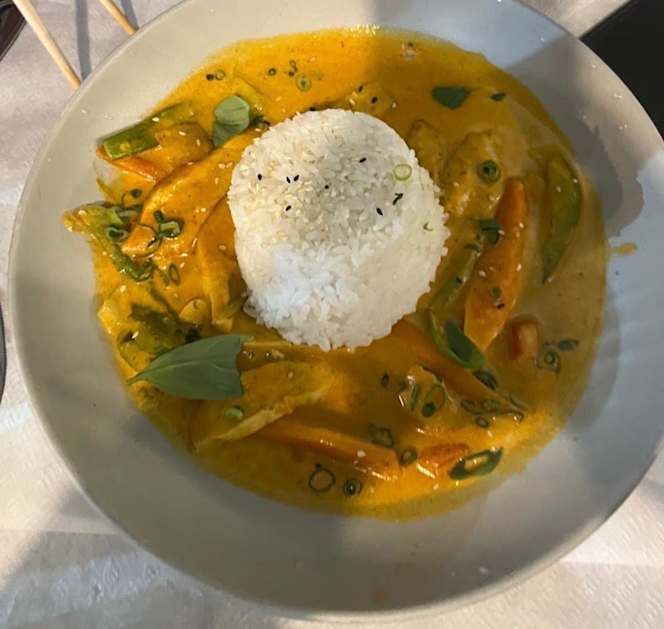 Blue Whale - Asian Fusion Restaurant - 7