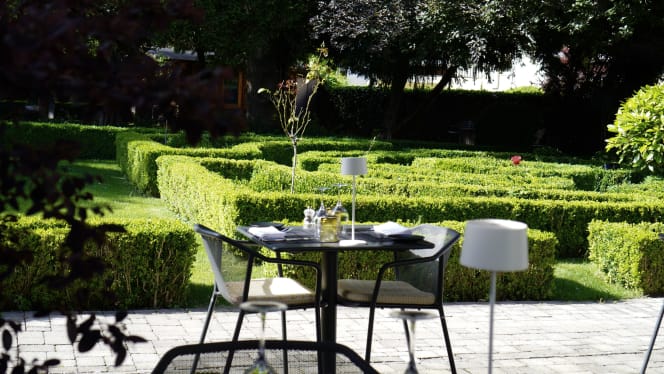 La Table des Ecrivains - Le Petit Manoir - 0