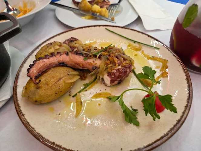 Brasa D'Ouro - Seafood and Portuguese Cuisine - 3