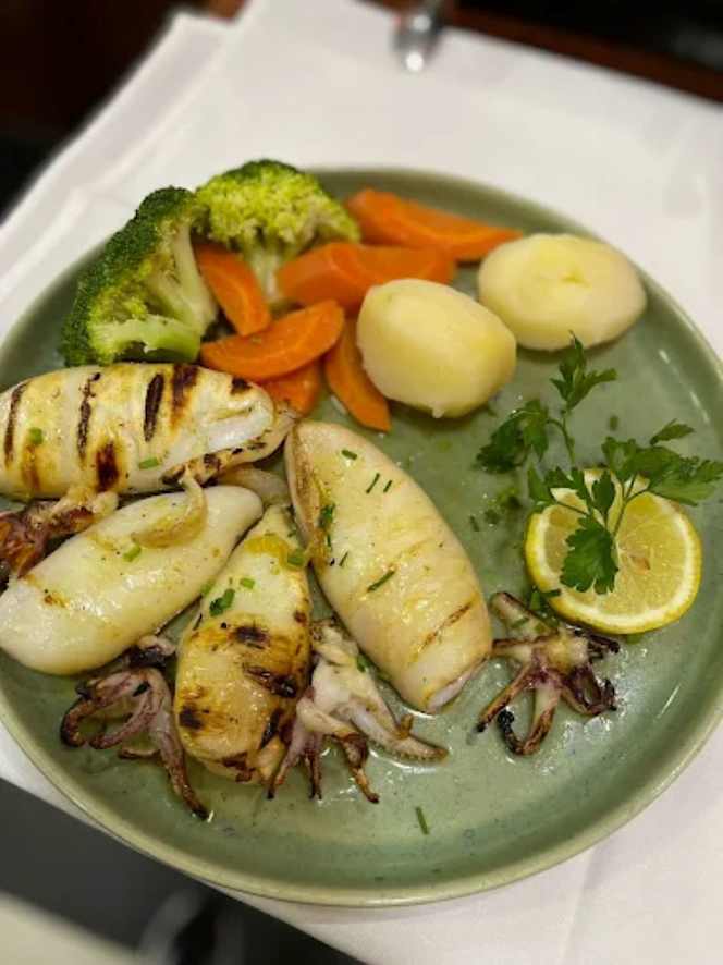Brasa D'Ouro - Seafood and Portuguese Cuisine - 1