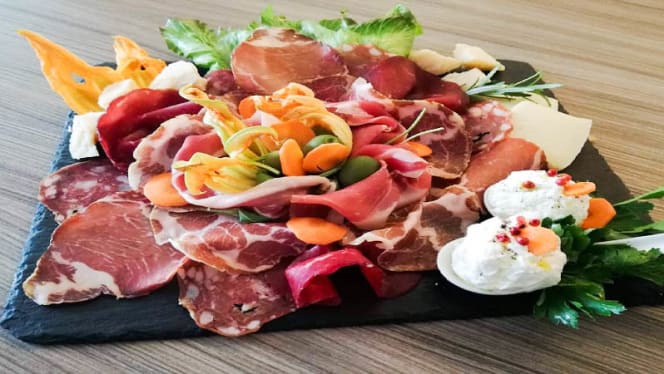 Tony's Food e Drinks - 5