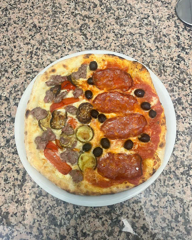 Vintage pizzeria - 1
